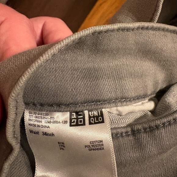 Uniqlo Men's Light Gray Slim Jeans - Picture 4 of 4